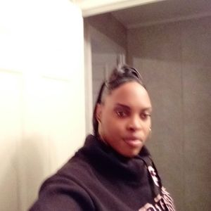 Meet your Posher, Jenita